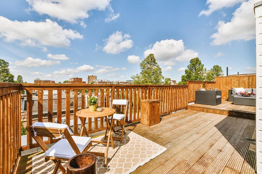 Dotsons Deck