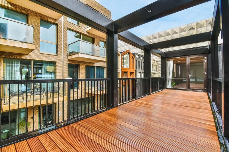 Merola Apartment Deck