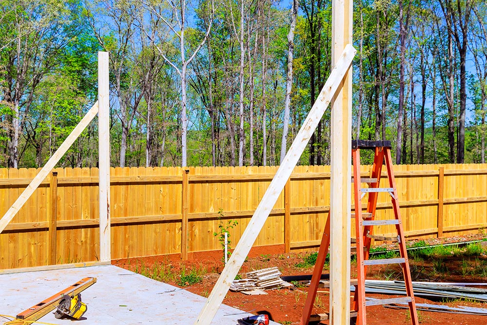5 Common Fence Installation Mistakes and How to Avoid Them